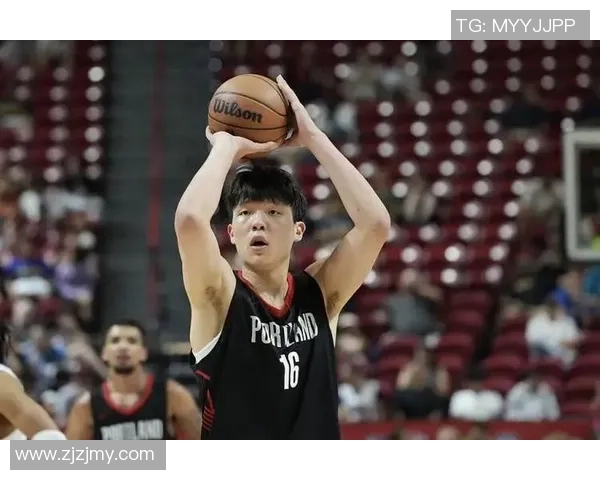 4分5板5犯! 杨瀚森NBA生计初次首发,下半场不错